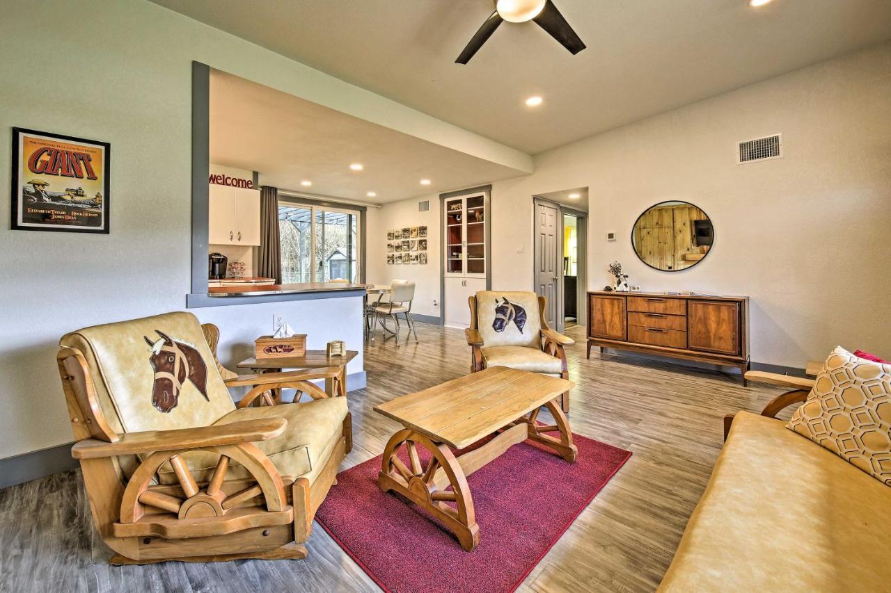 Remodeled Retro Home With Deck, Walk To Main Street! Blanco Luaran gambar