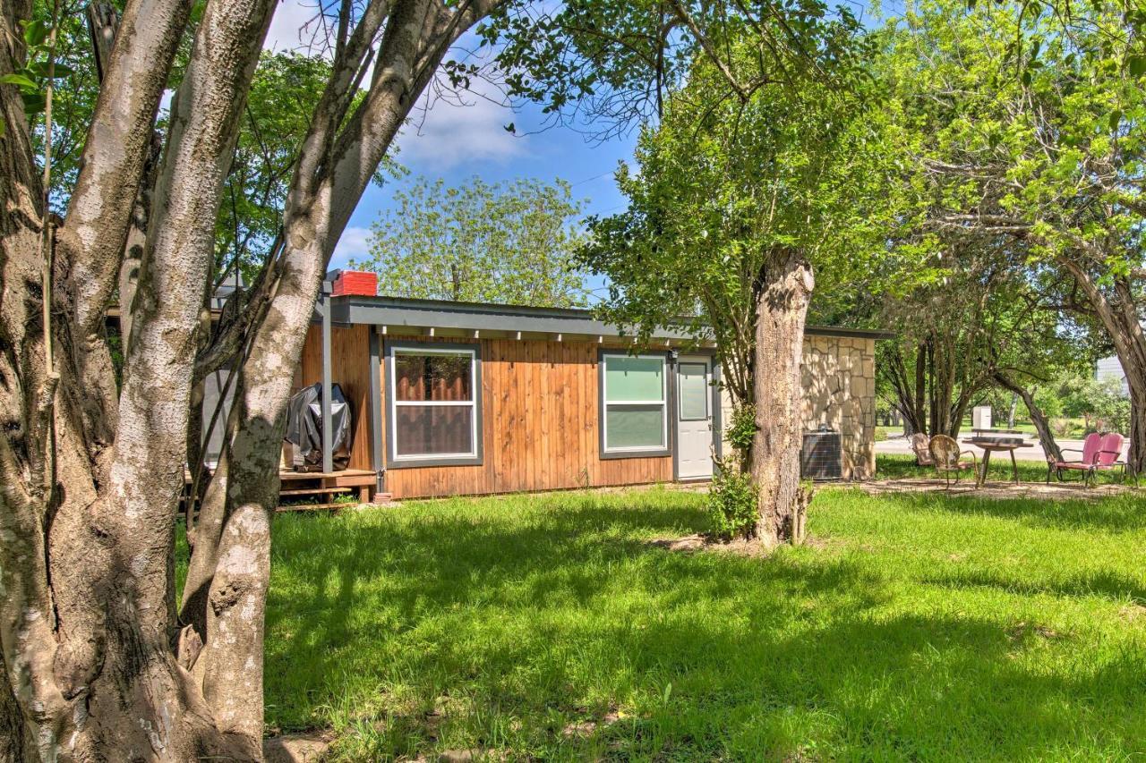 Remodeled Retro Home With Deck, Walk To Main Street! Blanco Luaran gambar
